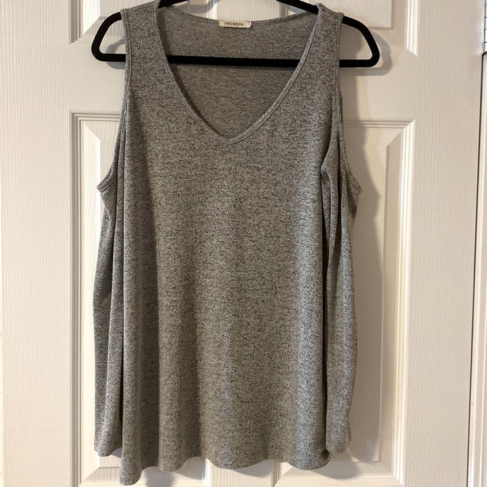 Promesa Open Shoulder Sweater
